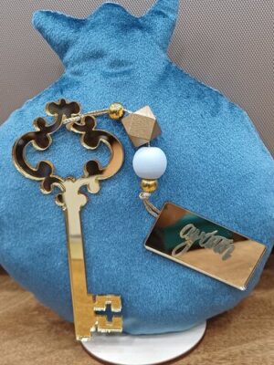 Χειροποίητο υφασμάτινο γούρι ρόδι "Κλειδί"