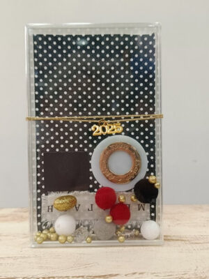 Χειροποίητο γούρι κουτί plexiglass με στολιδάκια