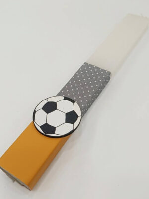 Λαμπάδα Με Ξύλινη Μινιατούρα "ΜΠΑΛΑ ΠΟΔΟΣΦΑΙΡΟΥ"